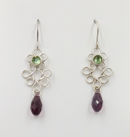 Click to view detail for DKC-1190 Earrings, Filigree, Green & Purple Swarovski Crystals $70